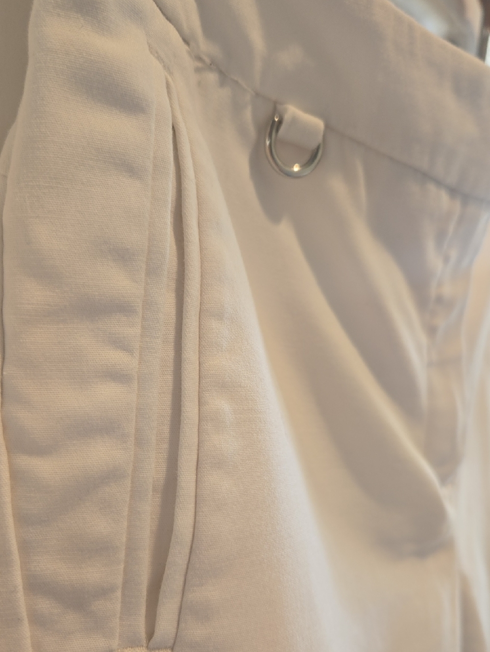 Adrianna Papell White Cropped Slacks - Picture 3 of 12